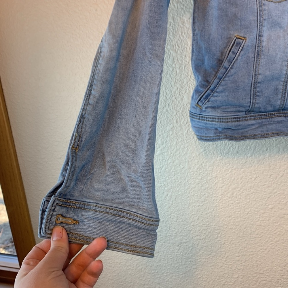 Cat & Jack sz L Jean Jacket casual preppy back to school girly light wash comfy - Picture 4 of 6